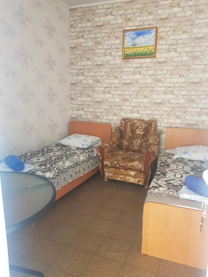 Анапа: Guest House Komsomolskiy
