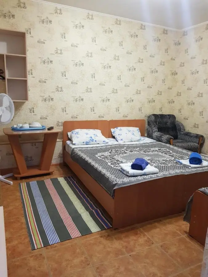Анапа: Guest House Komsomolskiy