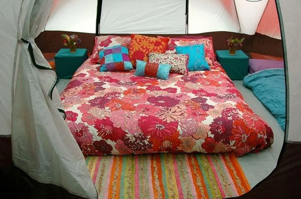Хужир: camping Zara