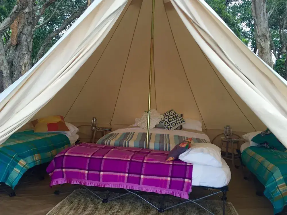 Хужир: camping Zara