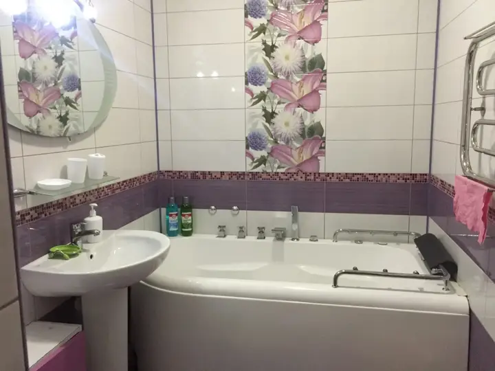 Красноярск: Na Kirenskogo 24 Apartments