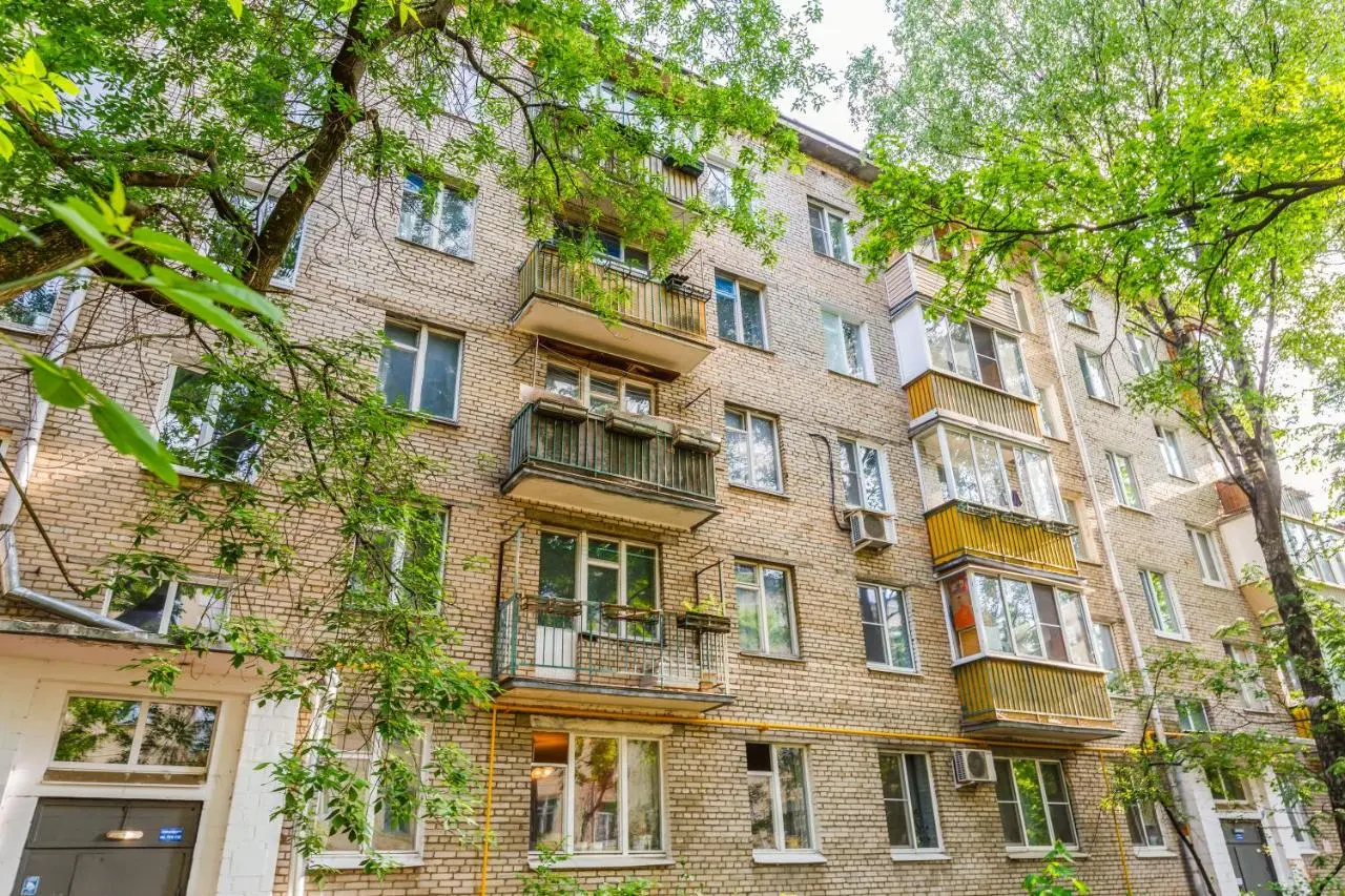 Москва: Заводской проезд, 20
