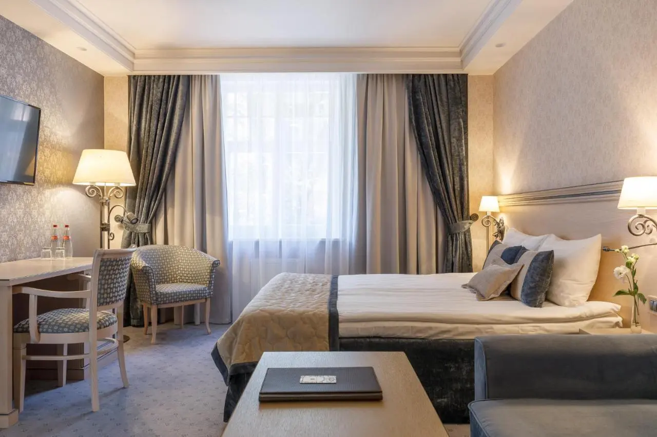 Санкт-Петербург: Garden Street Hotel