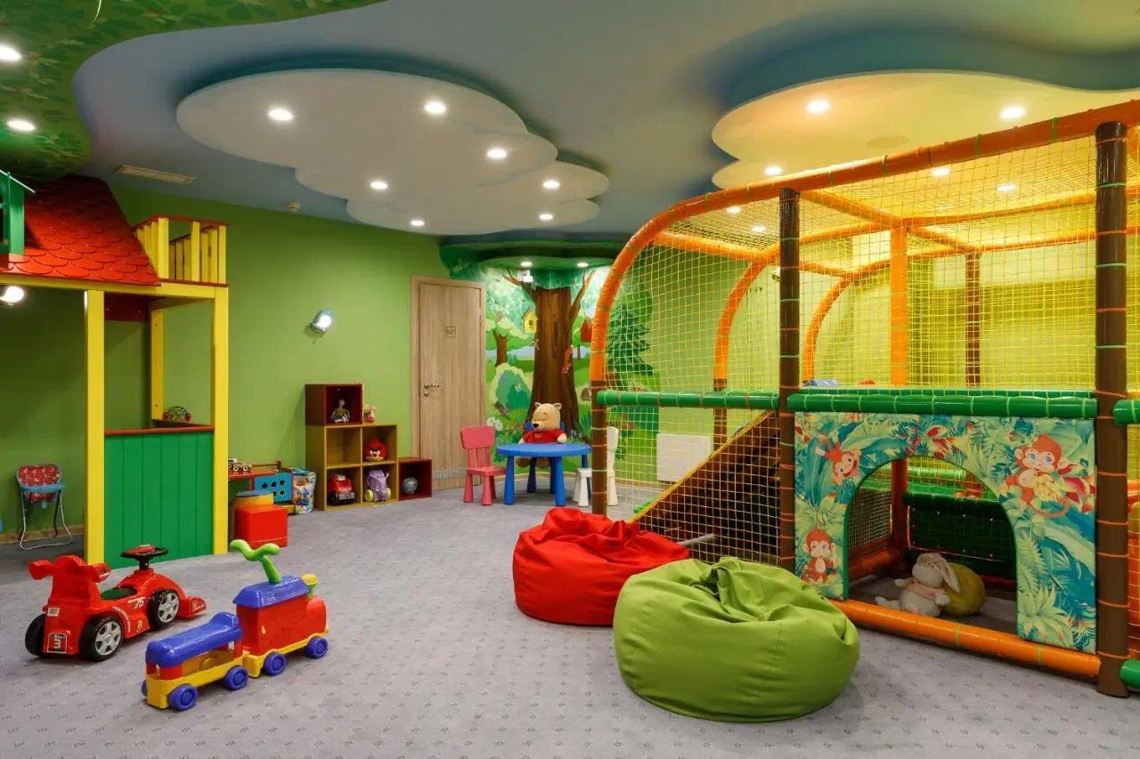 Санкт-Петербург: Garden Street Hotel