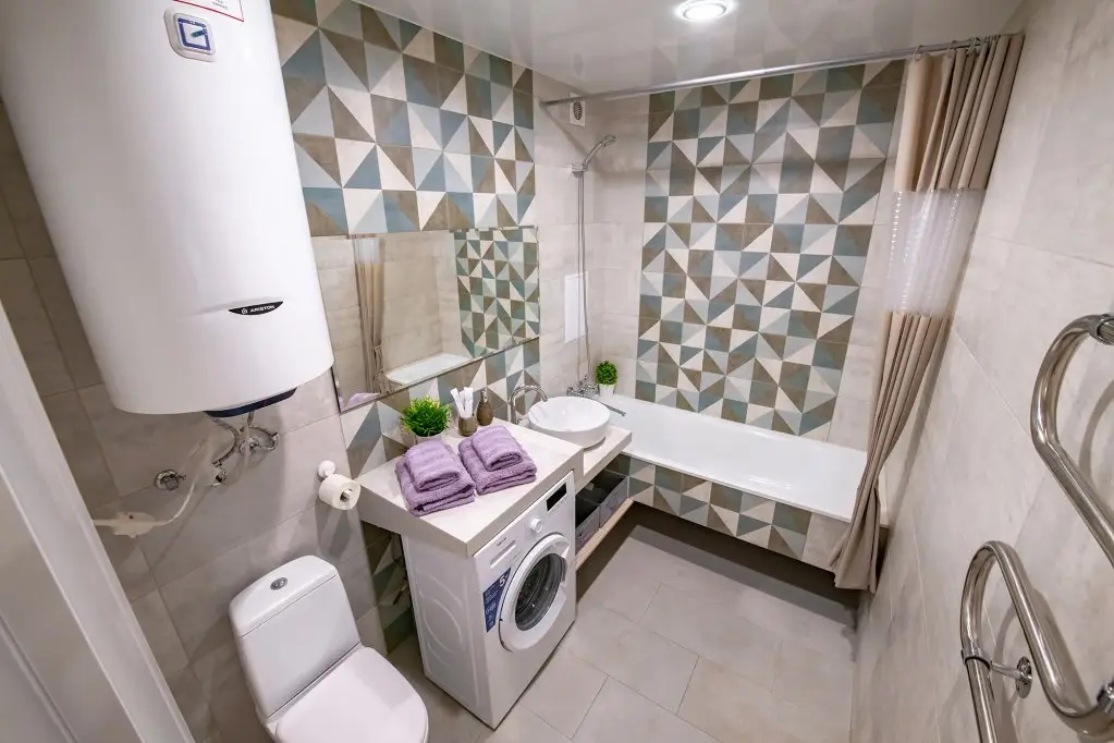 Владивосток: Апартаменты TopHouse на Русской 79 двухкомнатные