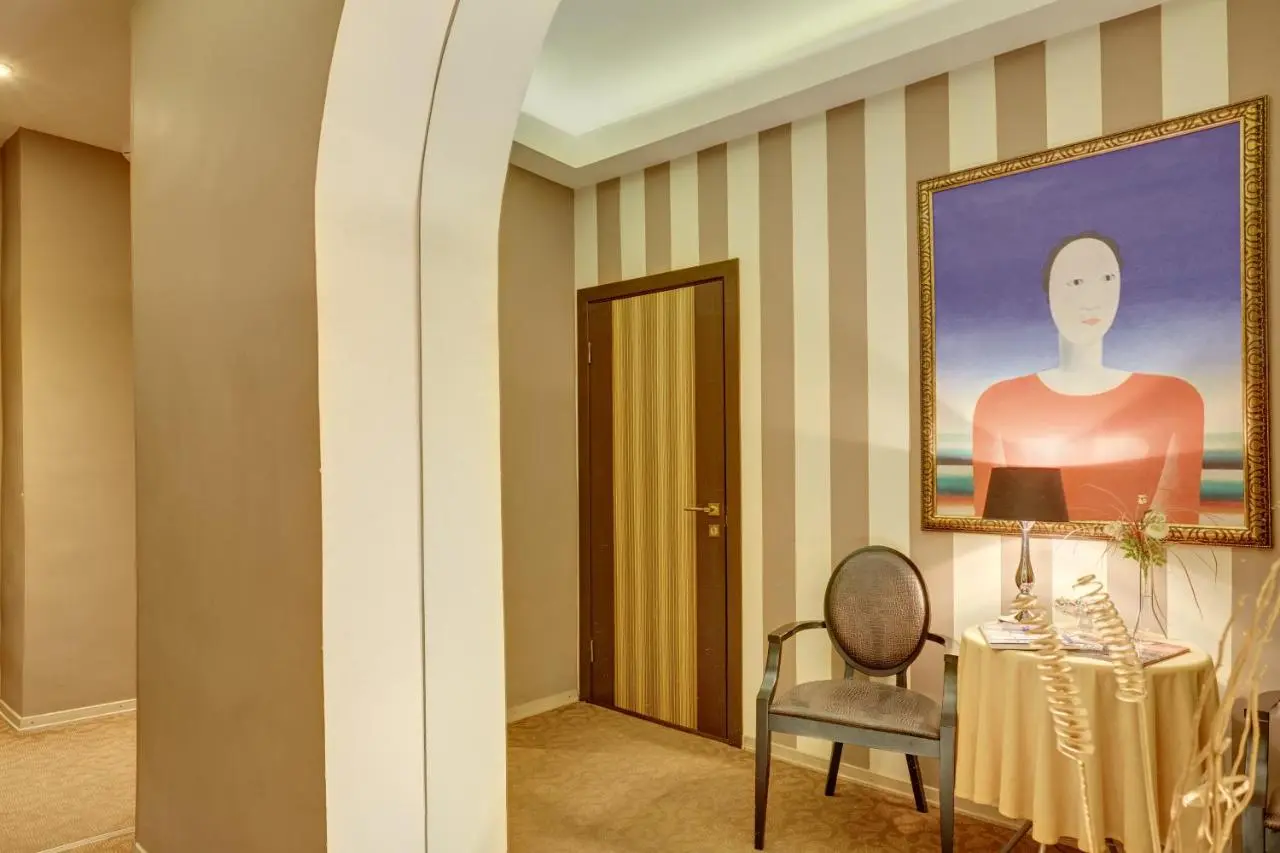 Санкт-Петербург: Меблированные комнаты Аничков HotelsTeam