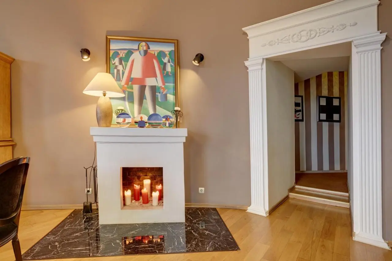 Санкт-Петербург: Меблированные комнаты Аничков HotelsTeam