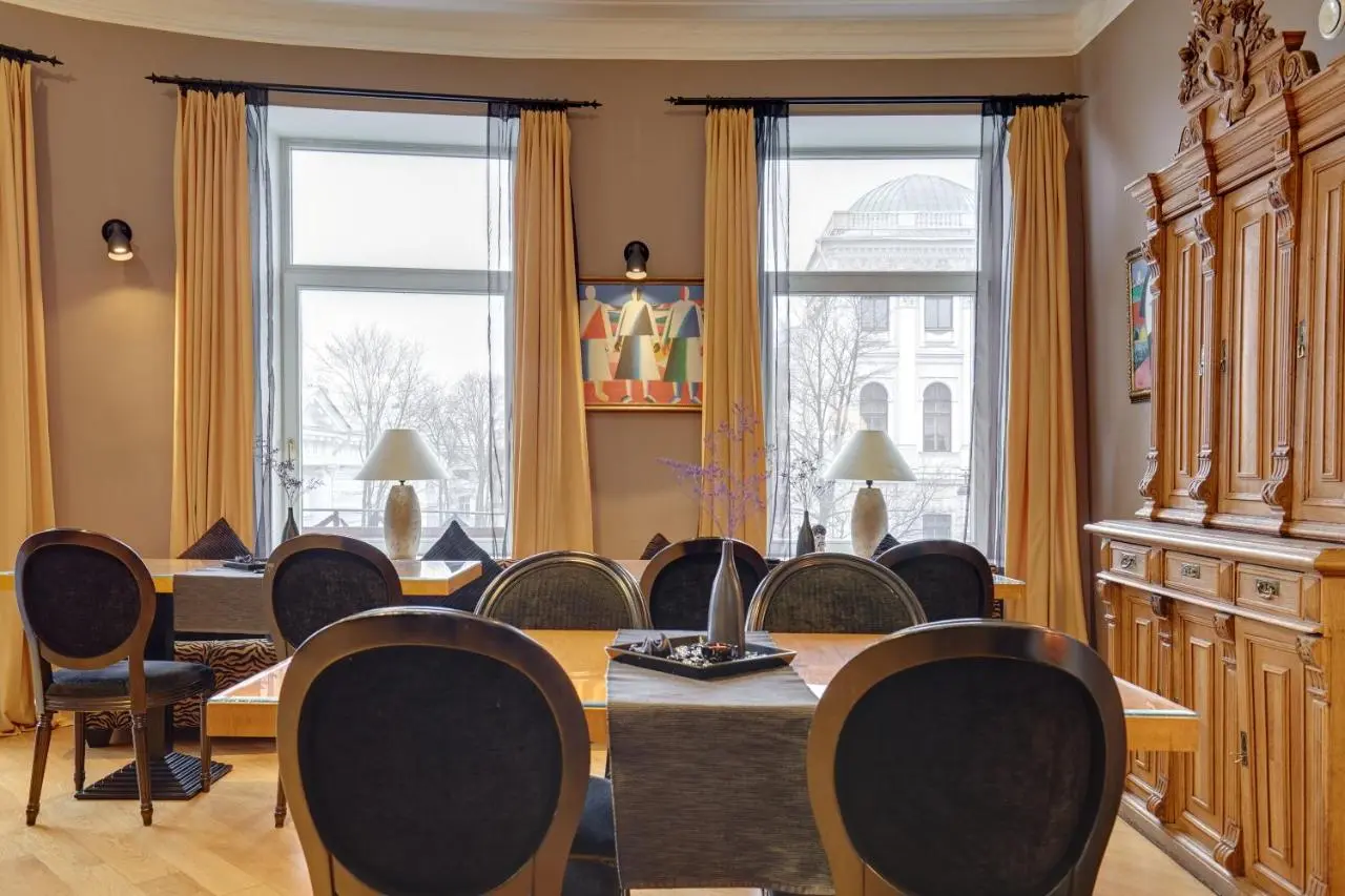 Санкт-Петербург: Меблированные комнаты Аничков HotelsTeam