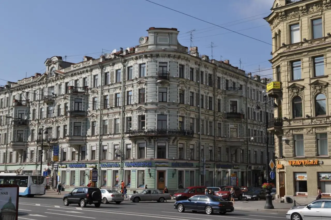 Санкт-Петербург: Меблированные комнаты Аничков HotelsTeam