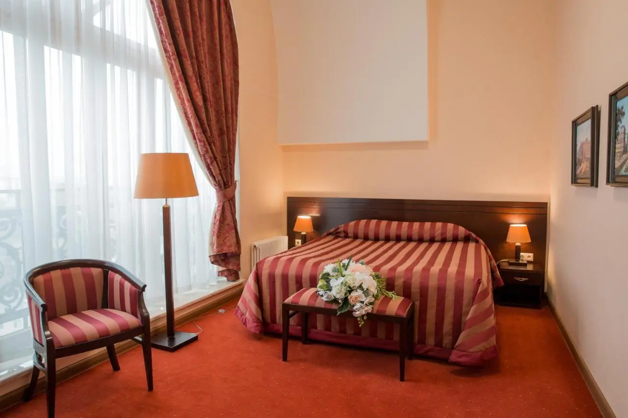 Санкт-Петербург: MFK Gornyi Hotel and Congress Centre