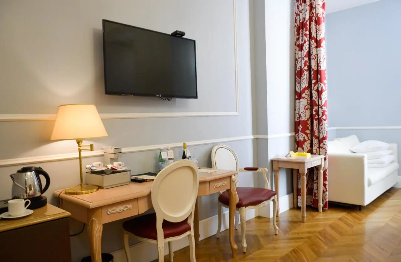 Санкт-Петербург: Demetra Art Hotel