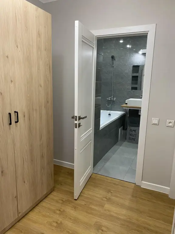 Красноярск: Апартаменты на Алексеева 23