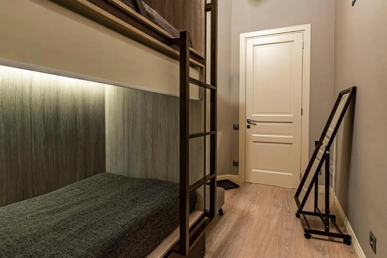 Санкт-Петербург: Whisper Hostel