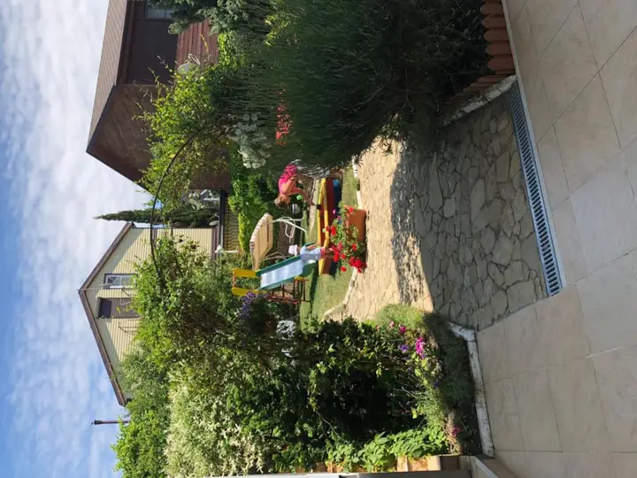 Агой: Sad u Morya Guest House