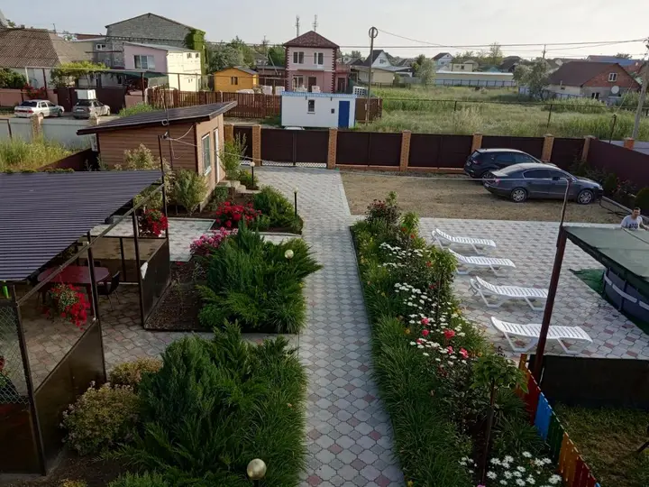 Голубицкая: Komfort Guest House