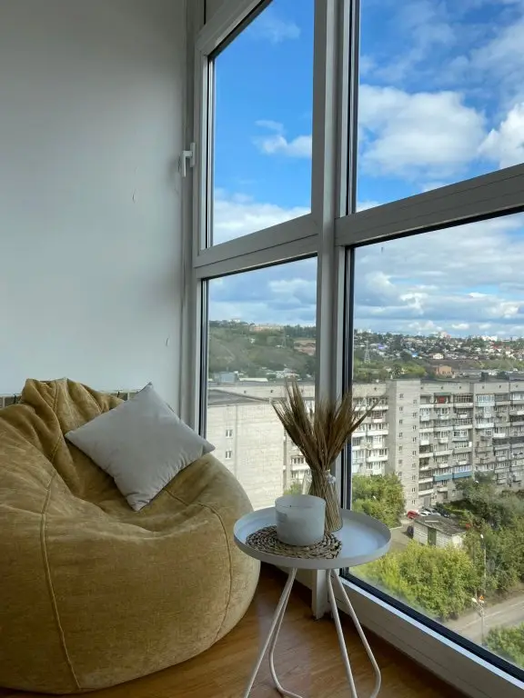 Красноярск: Apartment on Kirova street 43