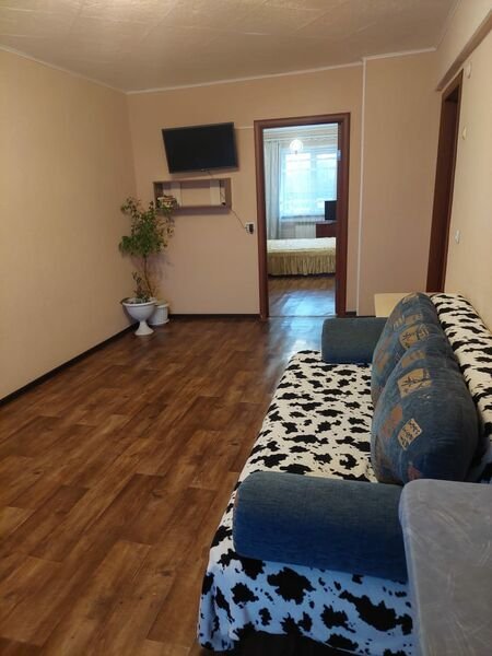 Бодайбо: Flat on str. Uritskogo, bld. 22, f. 50