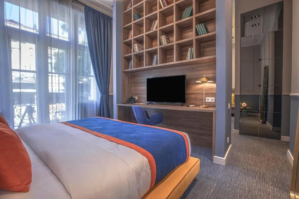 Тбилиси: Heritage Hotel and Suites