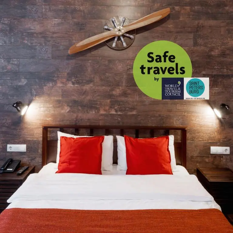 Санкт-Петербург: Мини-Отель LiKi Loft Hotel