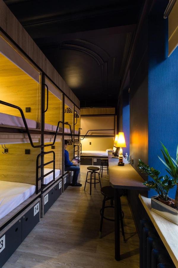 Санкт-Петербург: 4U Capsule Hotel