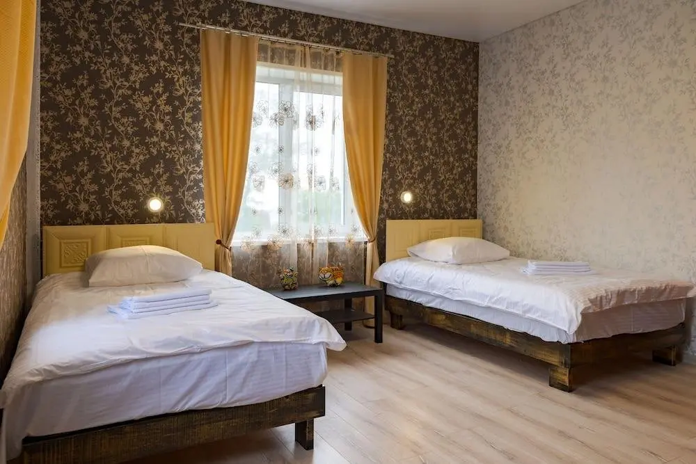Владивосток: Меблированные комнаты Villa Santarina