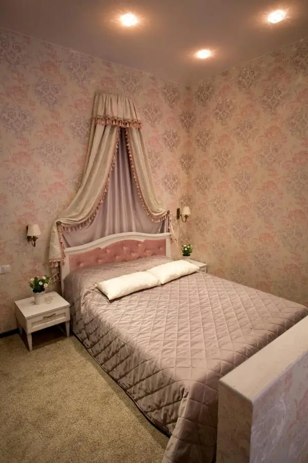 Gorki: Vasilievskiy Dvor