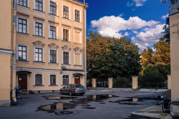 Санкт-Петербург: Отель Риволи́
