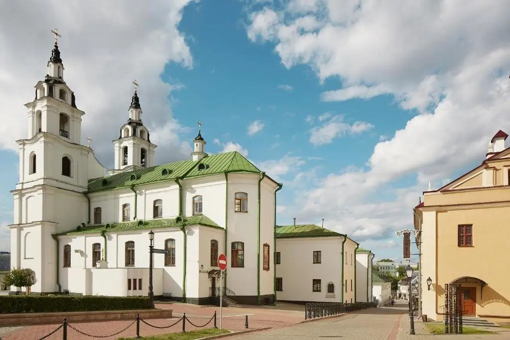 Минск: Отель Монастырский TGB