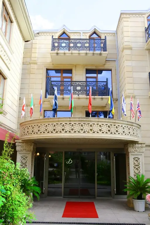 Deluxe Hotel Ganja — фото 1