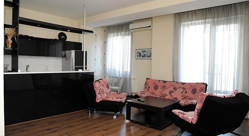 Тбилиси: Flat Afaqidze
