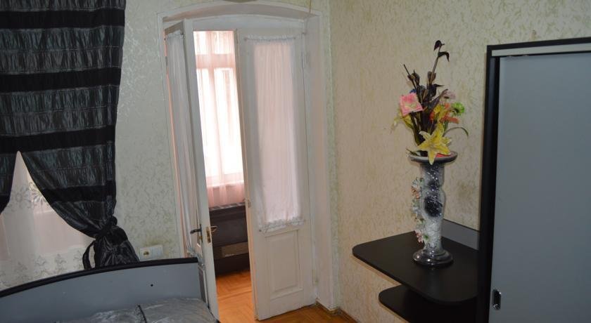 Тбилиси: Georgian House on Sundukiani