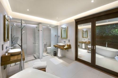 Раа Атолл: Heritance Aarah Ocean Suites (Premium All Inclusive)