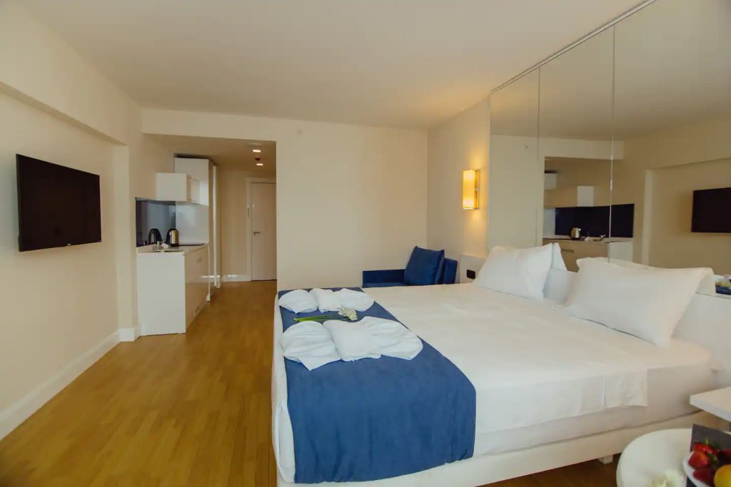 Батуми: Апартаменты 2 Bedrooms Apartment Orbi City