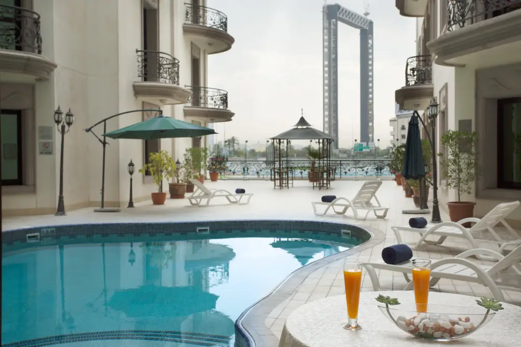 Дубай: Апартаменты Al Waleed Holiday Homes