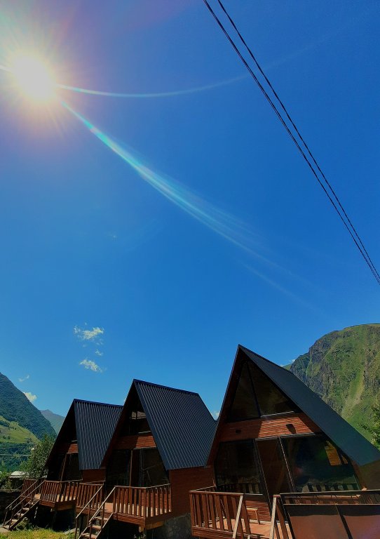 Степанцминда: Отель Chalet District Kazbegi