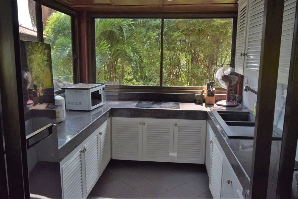 Самуи: 3 Bedroom Beach Front Villa with Private Pool (P3)