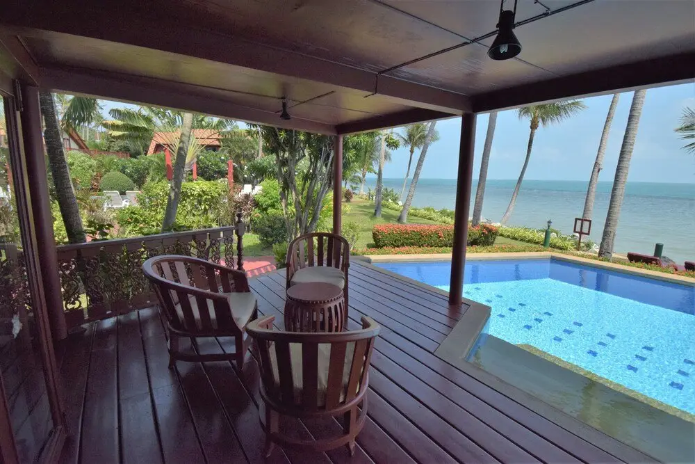 Самуи: 3 Bedroom Beach Front Villa with Private Pool (P3)
