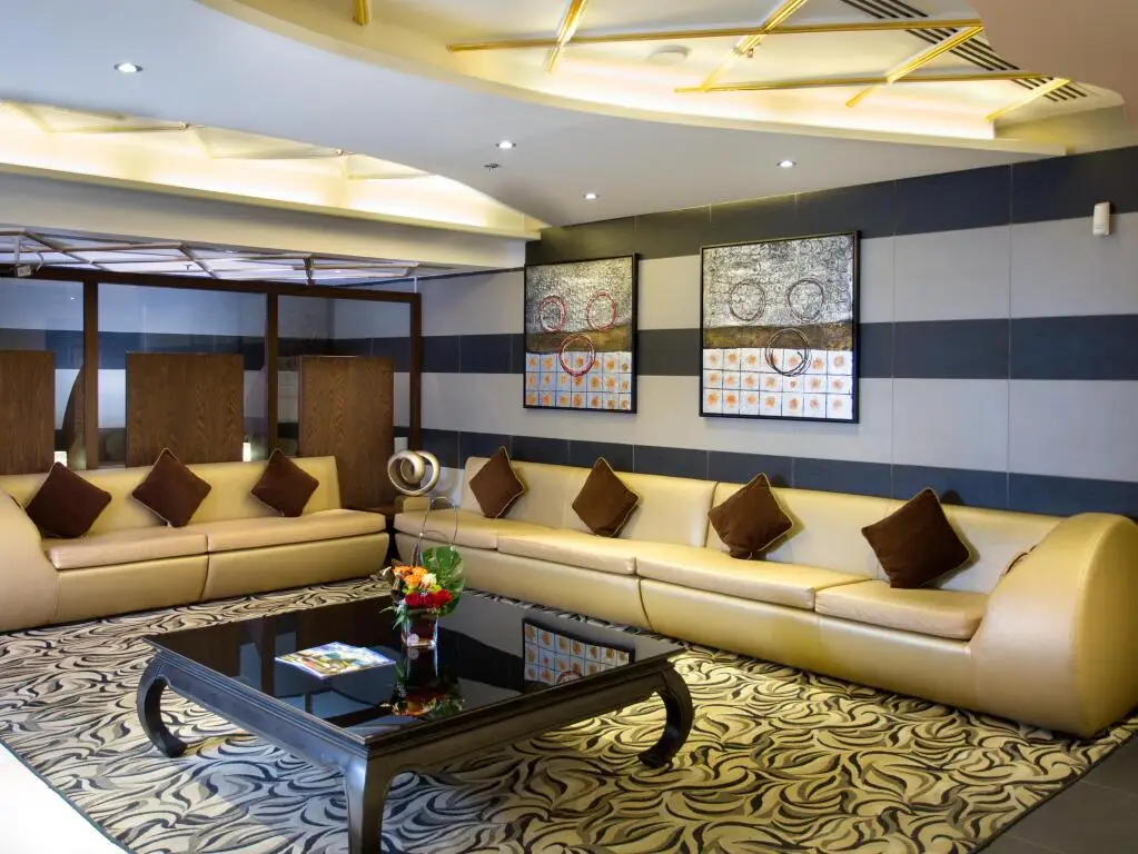 Дубай: Al Waleed Palace Hotel Apartments Bur Dubai