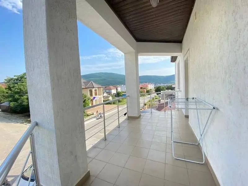 Геленджик: Апартаменты Veles House Дружбы 15