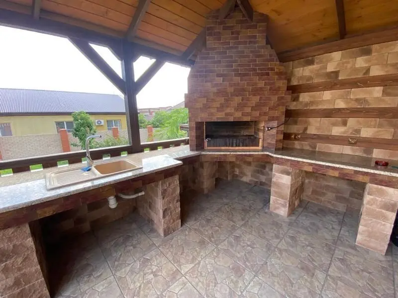 Геленджик: Апартаменты Veles House Дружбы 15