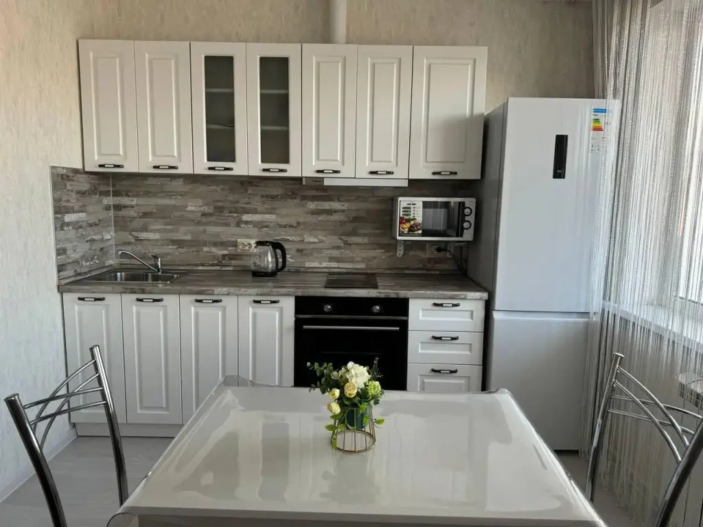 Владивосток: Viahome (Виахоум) на улице Русская 57Ц корпус 2