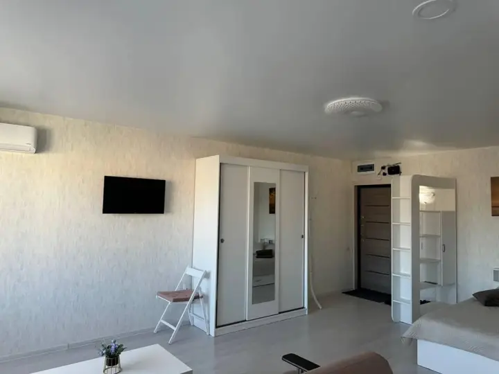Владивосток: Viahome (Виахоум) на улице Русская 57Ц корпус 2