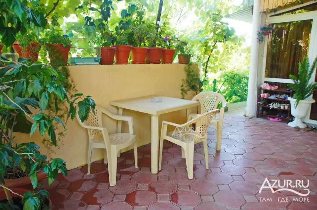 Гечрипш: Guest House Georgina