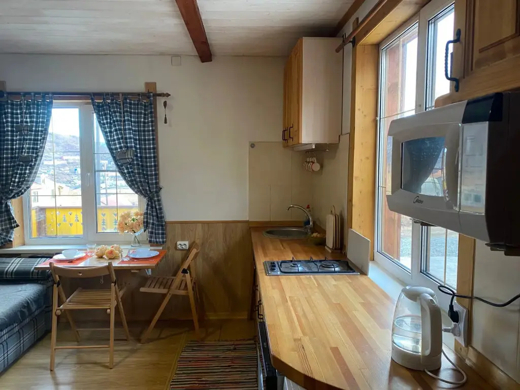 Петропавловск-Камчатский: Частный дом Swiss Chalet in Kamchatka