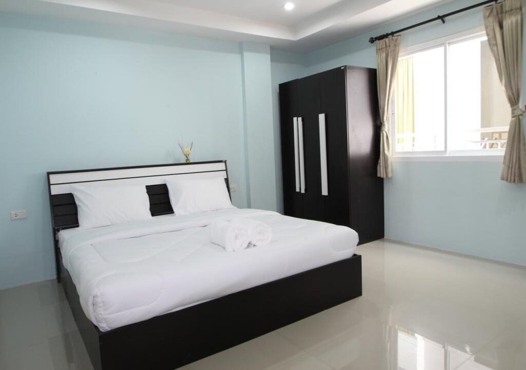 Пхукет: Angel Service Apartment Patong Beach Hostel