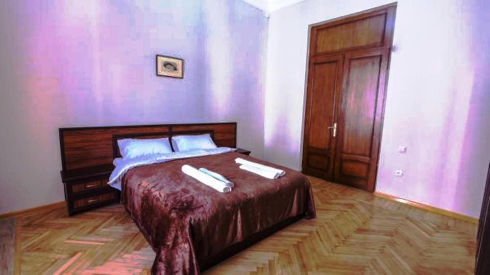 Батуми: Hotel Cattaleya