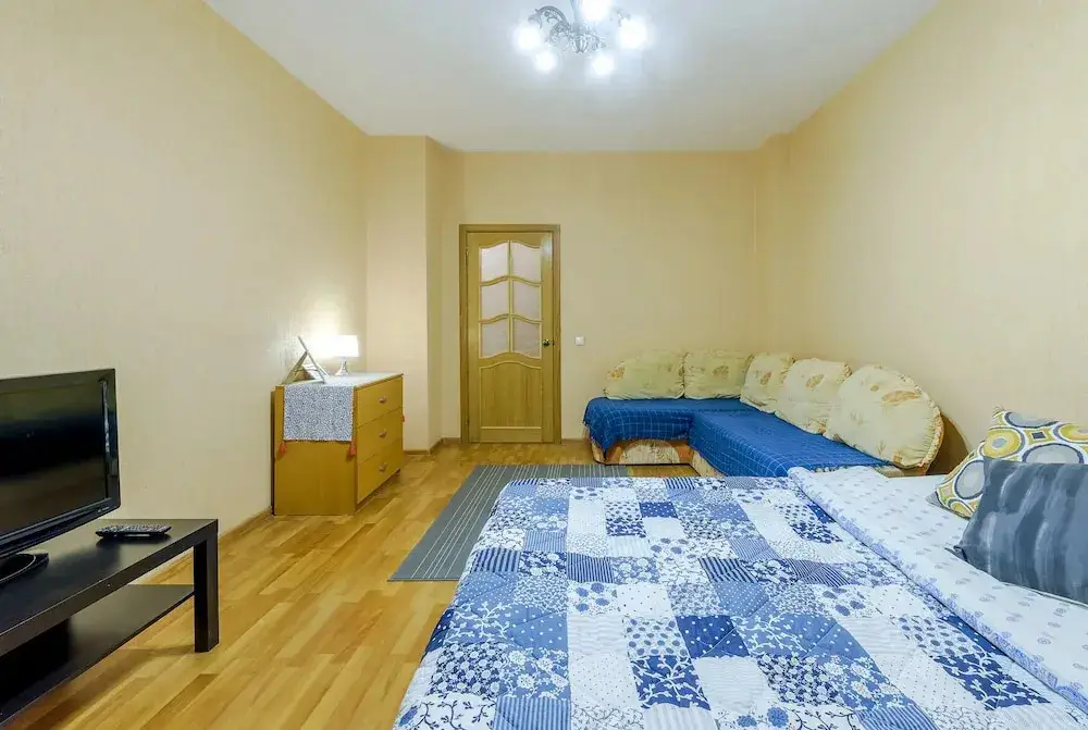 Санкт-Петербург: Apartments on Pionerskaya