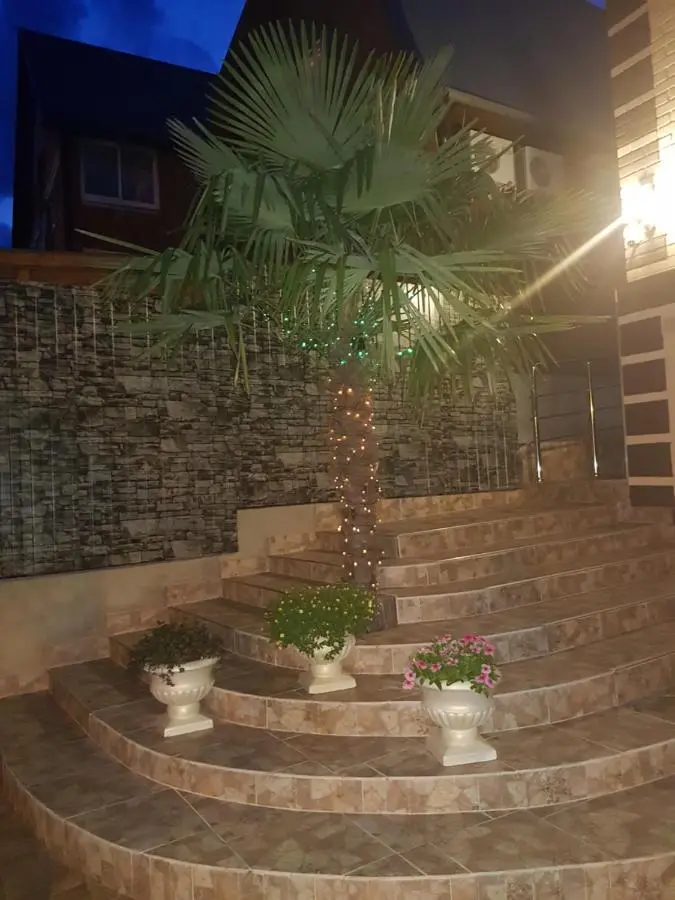 Лазаревское: Guest House Volna