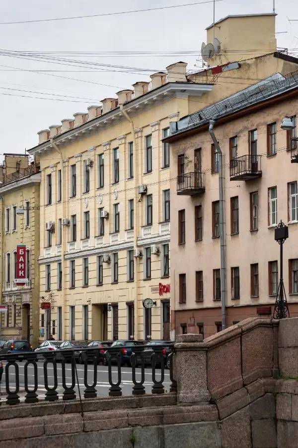 Санкт-Петербург: Отель на Римского-Корсакова