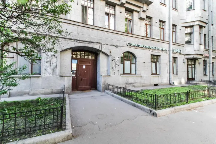 Санкт-Петербург: Отель Демократ на Некрасова 58